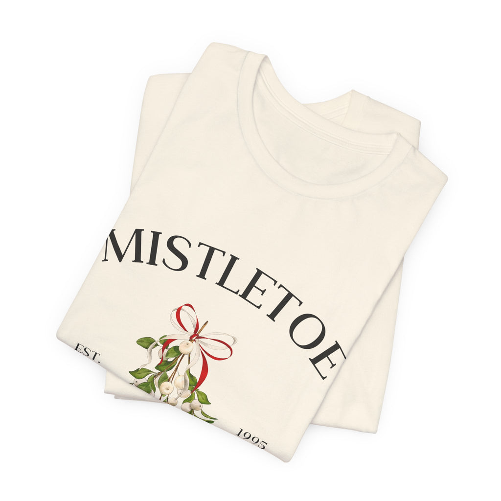 Mistletoe Social Club Christmas T-Shirt – Minimalist Holiday Graphic Tee for Women & M
